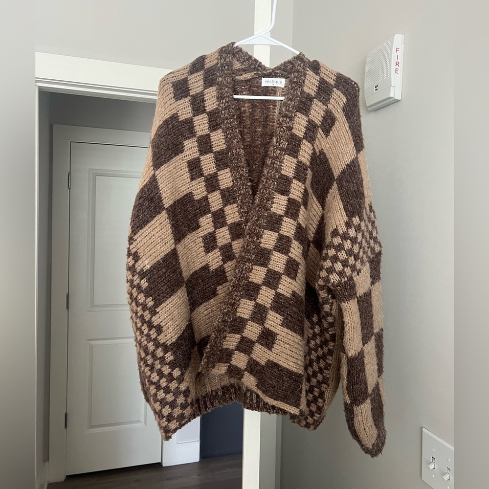 Vestique sweater